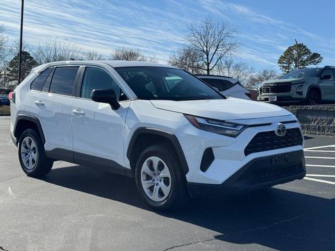 Used 2024 Toyota RAV4 LE image 2