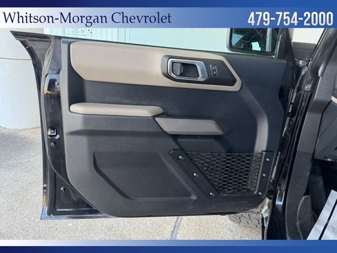 Used 2022 Ford Bronco Wildtrak image 11