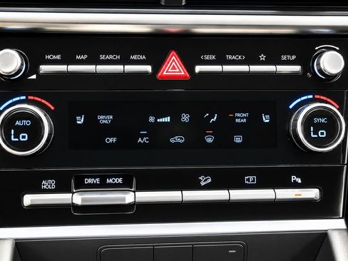 Used 2026 Hyundai Santa Fe SEL FWD image 23