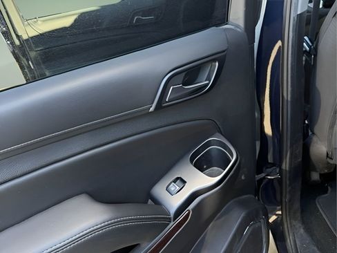 Used 2018 GMC Yukon SLE image 18