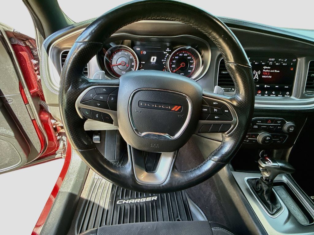 Used 2019 Dodge Charger Scat Pack w/ Dynamics Package RWD image 11