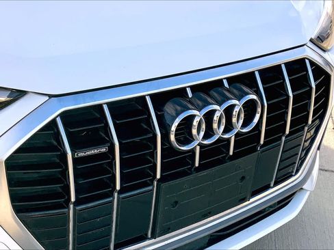 Used 2021 Audi Q3 2.0T Premium w/ Convenience Package AWD/4WD image 30