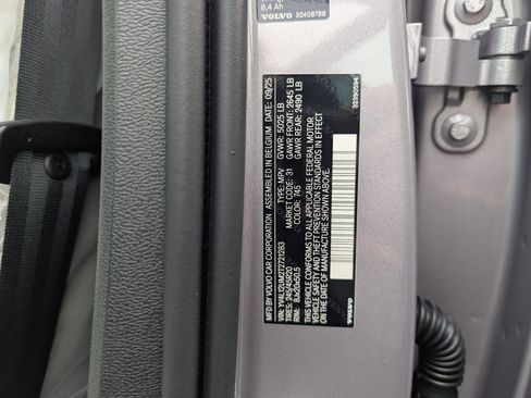 New 2026 Volvo XC40 B5 Ultra w/ Protection Package Premier image 26