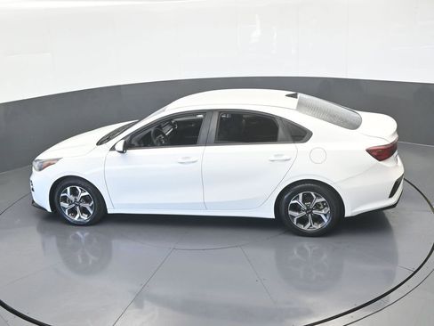 Used 2019 Kia Forte LXS image 43