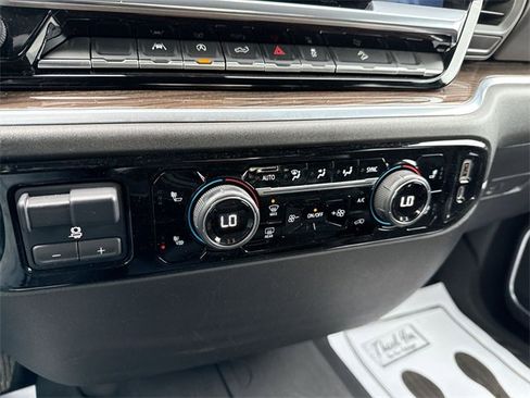 Used 2022 Chevrolet Silverado 1500 RST image 19