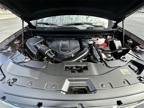 Used 2024 GMC Acadia Elevation image 29