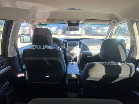 Used 2013 Subaru Outback 2.5i Premium image 10