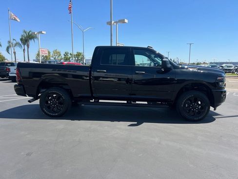 Used 2025 RAM 2500 Big Horn AWD/4WD image 13