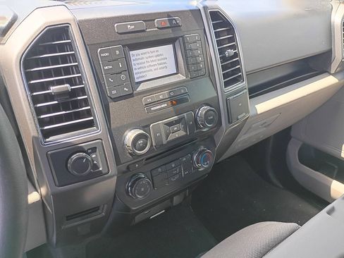 Used 2018 Ford F150 XLT AWD/4WD image 12