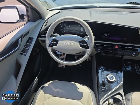 Used 2023 Kia Niro Wave image 37