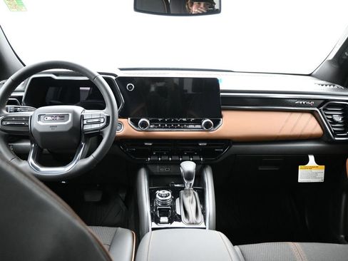 New 2026 GMC Canyon AT4 image 9