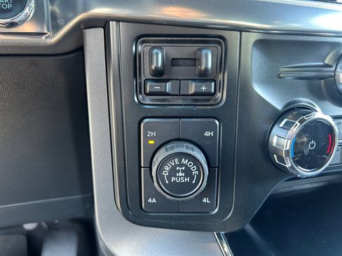 New 2025 Ford F150 Lariat w/ Equipment Group 501A Mid image 31