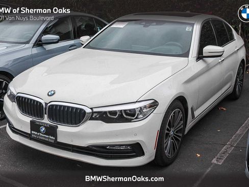 Used 2018 BMW 530i image 1