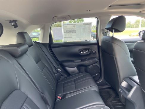 New 2026 Honda HR-V EX-L image 23