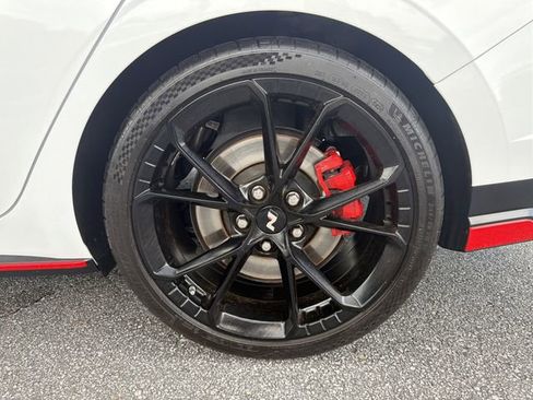 Certified 2025 Hyundai Elantra N FWD image 19