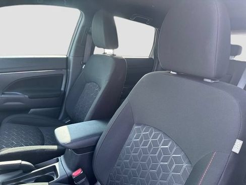 Used 2024 Mitsubishi Outlander Sport ES AWD/4WD image 10