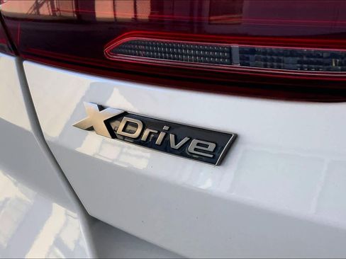 Used 2021 BMW M850i Gran Coupe xDrive image 9