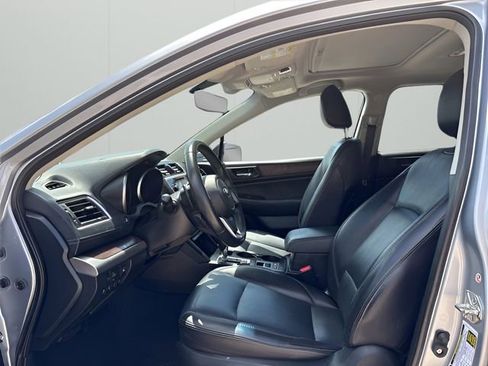 Used 2018 Subaru Outback 2.5i Limited AWD/4WD image 11
