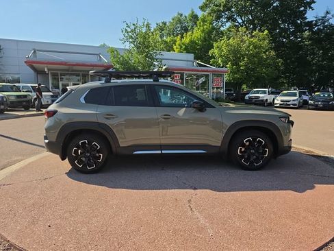 Used 2024 MAZDA CX-50 Meridian Edition w/ Apex Package AWD/4WD image 6