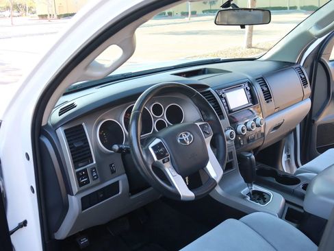 Used 2014 Toyota Sequoia SR5 image 7