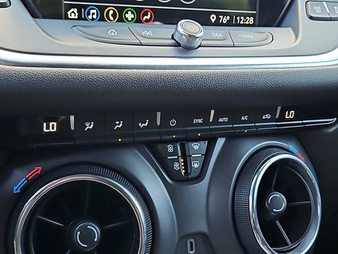Certified 2022 Chevrolet Blazer LT FWD image 17