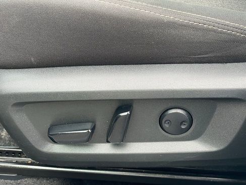 Certified 2024 Nissan Rogue SV AWD/4WD image 16