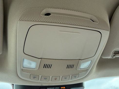 Used 2023 Ford Expedition XLT AWD/4WD image 37