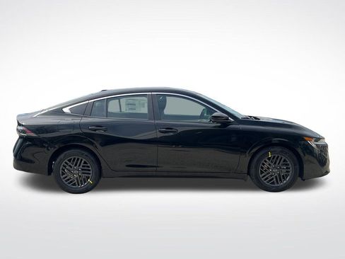 New 2026 Nissan Sentra SV w/ SV Convenience Package FWD image 6