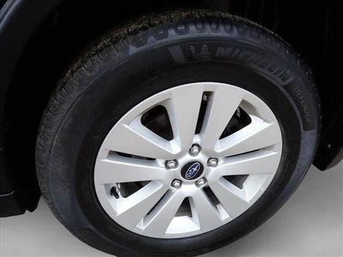 Used 2016 Subaru Outback 2.5i Premium AWD/4WD image 7
