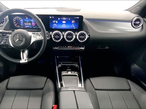 Used 2026 Mercedes-Benz GLA 250 image 18