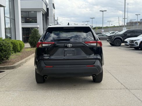 Used 2025 Toyota RAV4 LE image 6