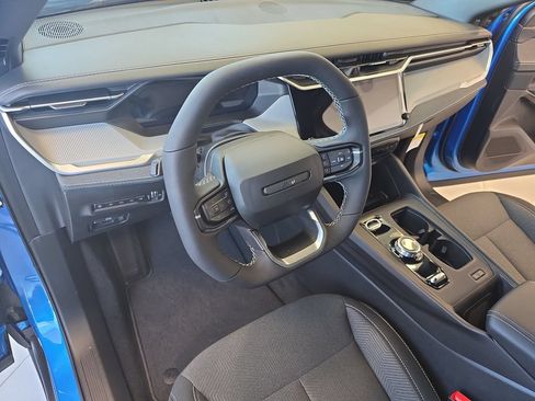 New 2026 Jeep Cherokee Laredo AWD/4WD image 13