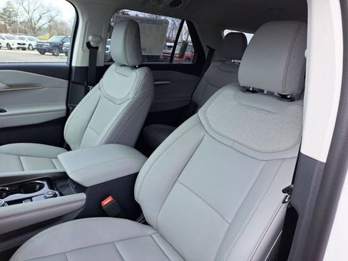 New 2026 Ford Explorer Active w/ Active Comfort Package AWD/4WD image 5