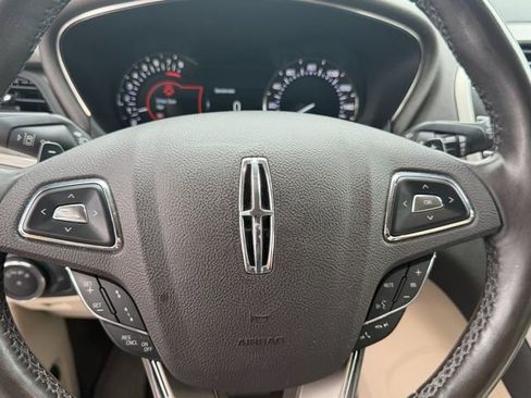 Used 2019 Lincoln MKC Reserve AWD/4WD image 21