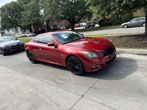 Used 2015 INFINITI Q60 AWD Coupe w/ Premium Package image 2