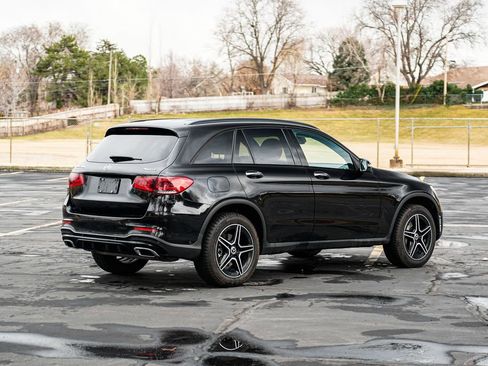 Used 2021 Mercedes-Benz GLC 300 4MATIC image 5