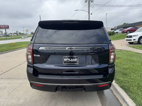 Used 2022 Chevrolet Suburban Z71 w/ Luxury Package AWD/4WD image 5