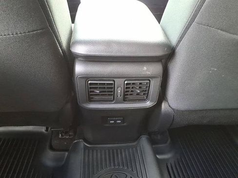 Used 2024 Toyota RAV4 XLE AWD/4WD image 13