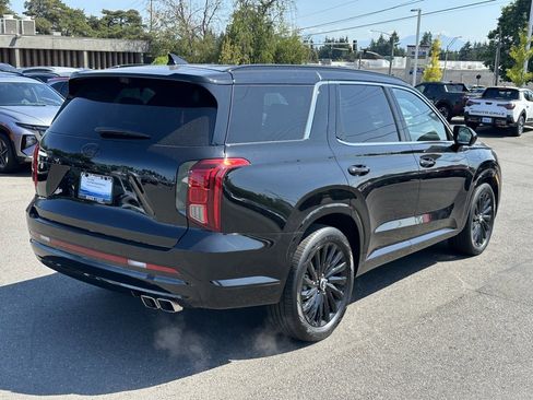 Certified 2025 Hyundai Palisade Calligraphy image 9
