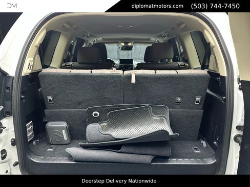 Used 2023 Lexus GX 460 Premium w/ Accessory Package image 41