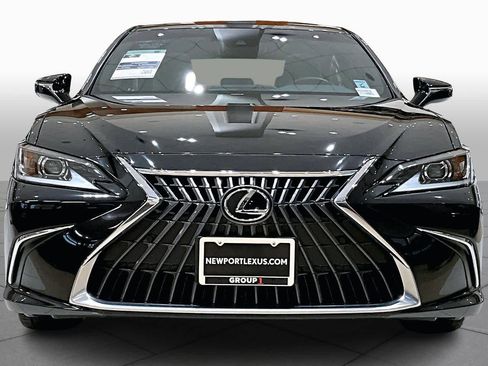 Used 2024 Lexus ES 350 w/ Premium Package image 3
