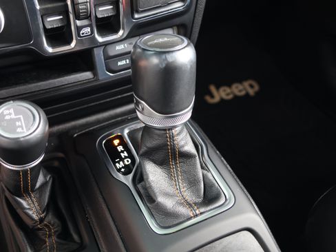 Used 2022 Jeep Gladiator Overland AWD/4WD image 30