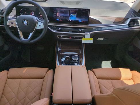 New 2027 BMW X7 xDrive40i w/ Premium Package AWD/4WD image 15
