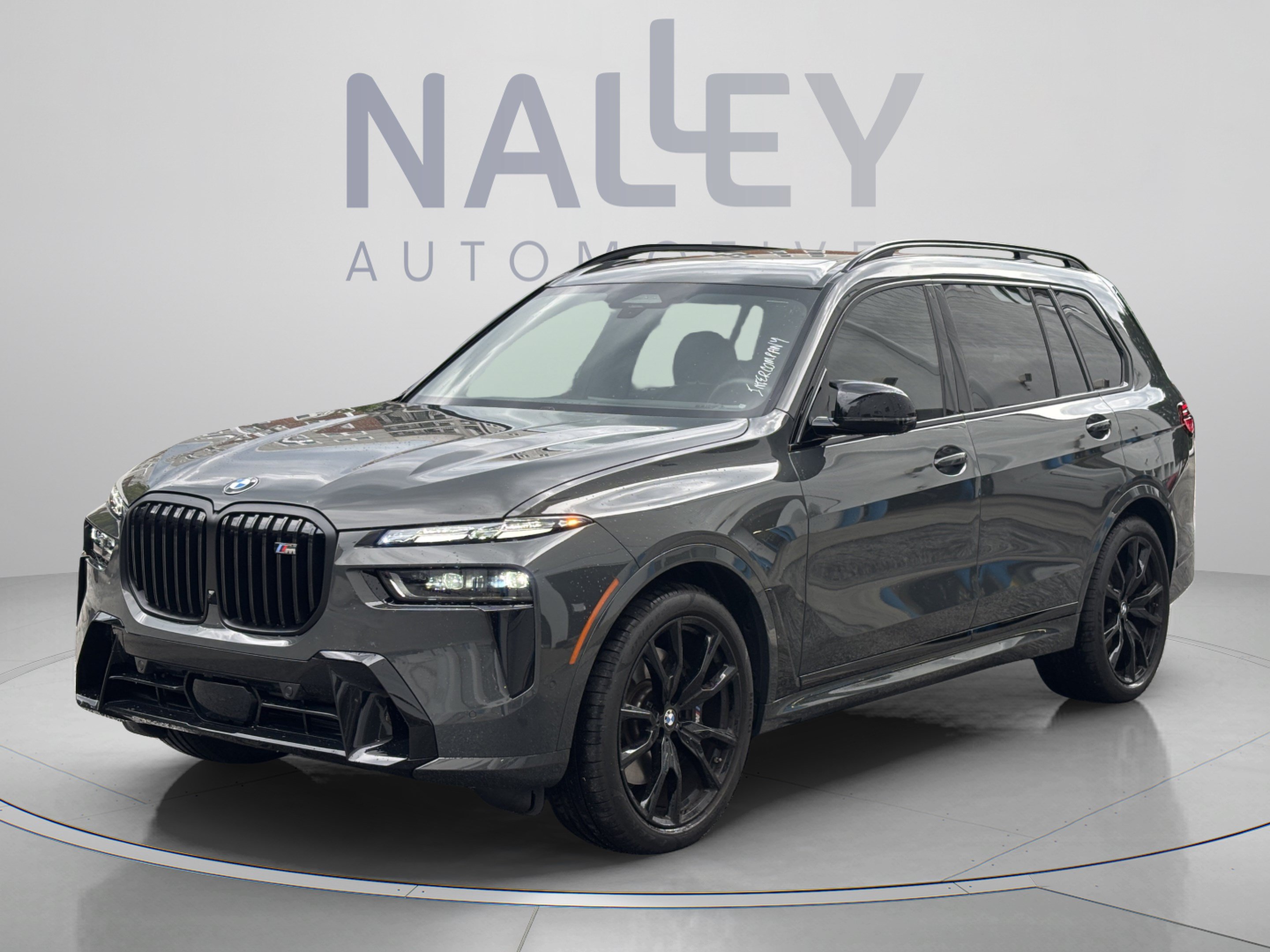 Used 2026 BMW X7 M60i w/ Executive Package AWD/4WD image 1