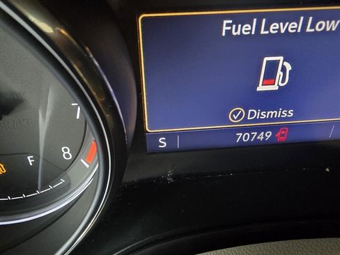 Used 2021 Buick Encore GX Preferred w/ Cold Weather Comfort Package FWD image 26
