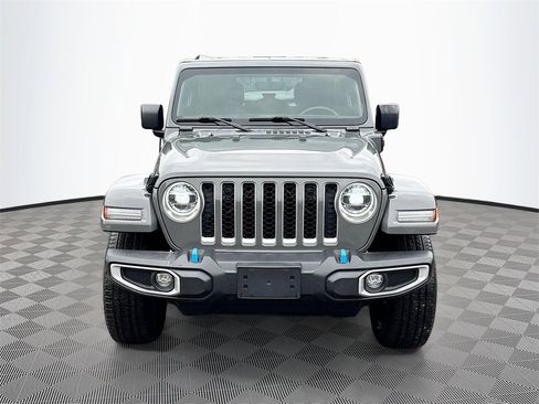 Used 2022 Jeep Wrangler Unlimited Sahara w/ Cold Weather Group image 2