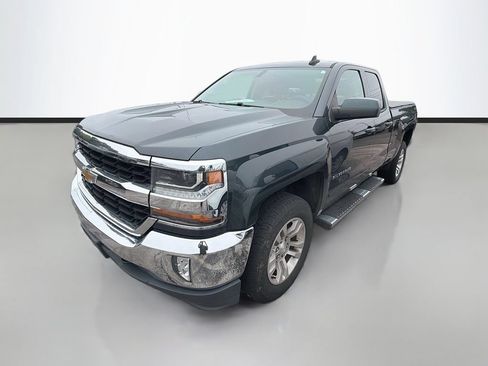 Used 2017 Chevrolet Silverado 1500 LT w/ All Star Edition AWD/4WD image 5