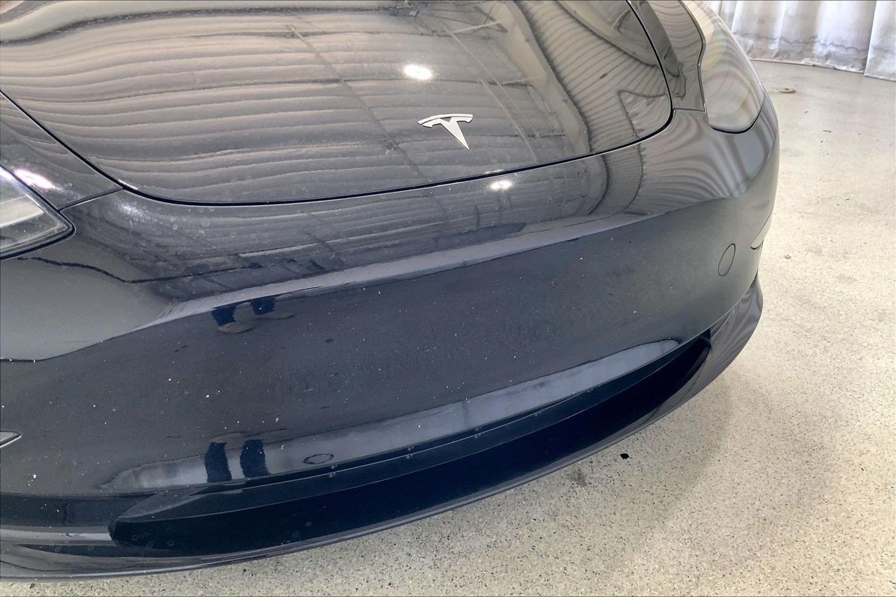 Used 2023 Tesla Model 3 Standard Range RWD image 7