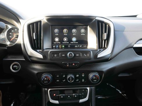 Used 2023 GMC Terrain SLE w/ Driver Convenience Package image 17