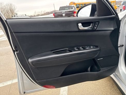 Used 2020 Kia Optima SX image 24